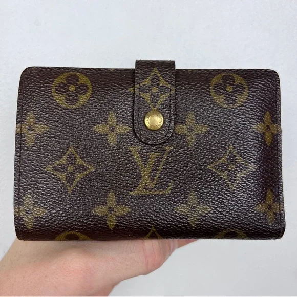 Louis Vuitton Vintage Snap Monogram Fold Wallet - Picture 1 of 11